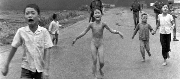 Cô bé Kim Phúc Cô bé Kim Phúc - Sputnik Việt Nam