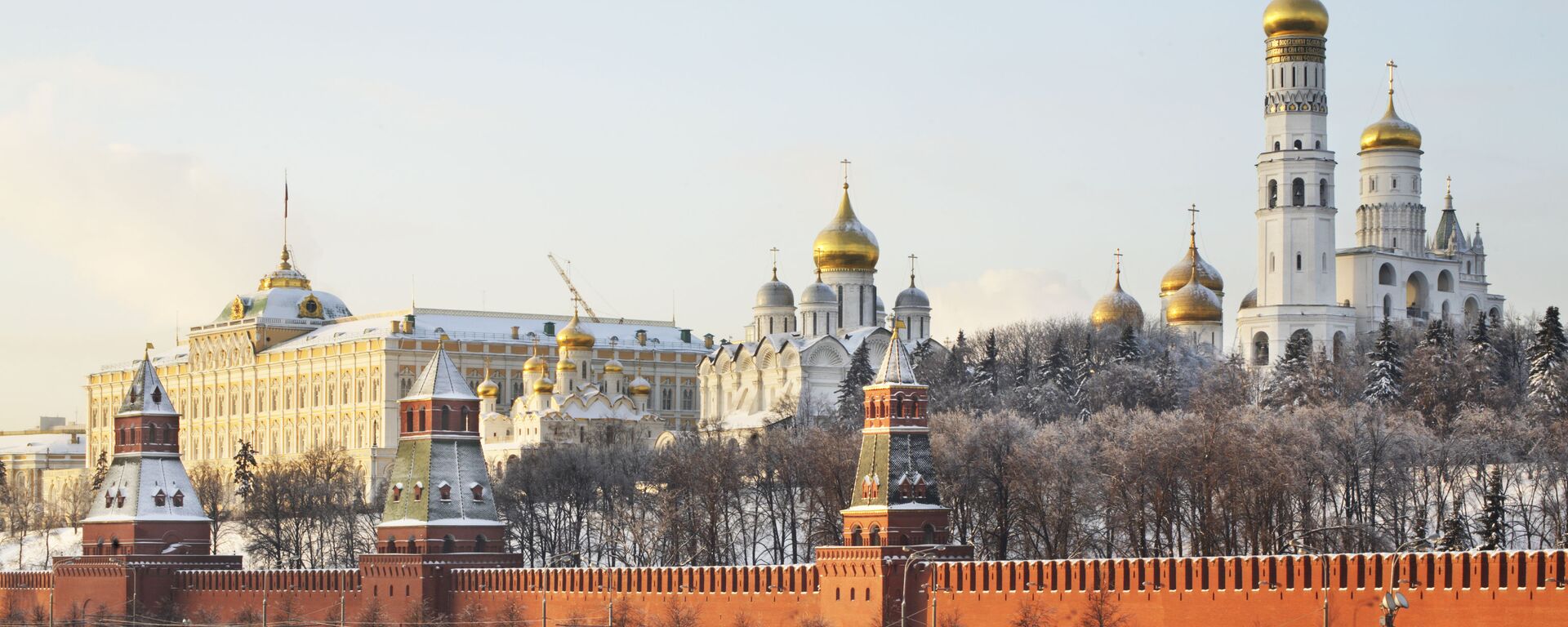 Quang cảnh Điện Kremlin ở Moskva. - Sputnik Việt Nam, 1920, 08.12.2021