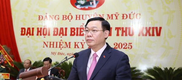 Bí thư Thành ủy Hà Nội Vương Đình Huệ phát biểu chỉ đạo Đại hội. - Sputnik Việt Nam