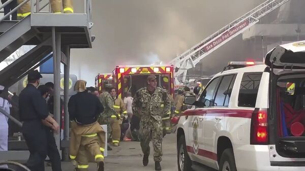 Điều khủng khiếp. Chuyên gia quân sự nêu nguyên nhân vụ cháy tàu tại căn cứ Hải quân Hoa Kỳ - Sputnik Việt Nam