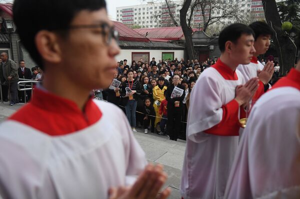 Ai sẽ là cha chủ chăn của 14 triệu con chiên Công giáo Trung Quốc? Ai sẽ là cha chủ chăn của 14 triệu con chiên Công giáo Trung Quốc? - Sputnik Việt Nam