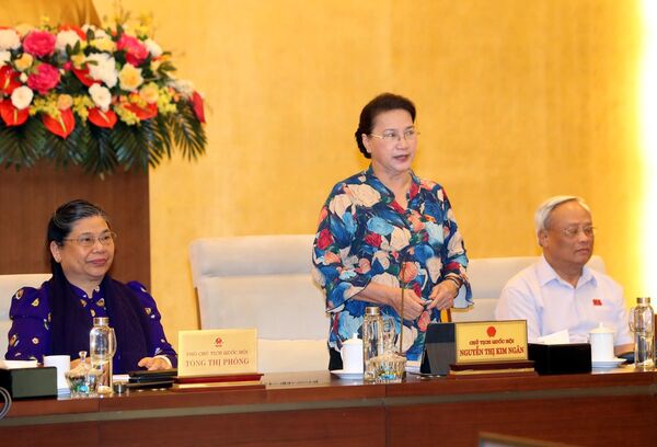 Gọi chân dài là xúc phạm: Loạn thi sắc đẹp ở Việt Nam, lo thành ngành kinh doanh béo bở Gọi chân dài là xúc phạm: Loạn thi sắc đẹp ở Việt Nam, lo thành ngành kinh doanh béo bở - Sputnik Việt Nam