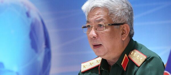 Thượng tướng Nguyễn Chí Vịnh, Thứ trưởng Bộ Quốc phòng, Tổ trưởng Tổ công tác liên ngành về tham gia Gìn giữ hòa bình Liên hợp quốc, Trưởng Ban Chỉ đạo phát biểu. Thượng tướng Nguyễn Chí Vịnh, Thứ trưởng Bộ Quốc phòng, Tổ trưởng Tổ công tác liên ngành về tham gia Gìn giữ hòa bình Liên hợp quốc, Trưởng Ban Chỉ đạo phát biểu. - Sputnik Việt Nam