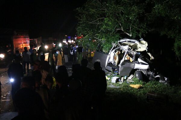 Thông tin mới nhất về vụ tai nạn nghiêm trọng làm 8 người chết ở Hàm Tân, Bình Thuận Thông tin mới nhất về vụ tai nạn nghiêm trọng làm 8 người chết ở Hàm Tân, Bình Thuận - Sputnik Việt Nam