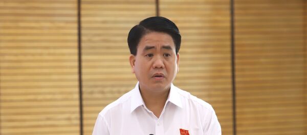 Chủ tịch UBND thành phố Hà Nội Nguyễn Đức Chung phát biểu tại buổi tiếp xúc cử tri.  - Sputnik Việt Nam