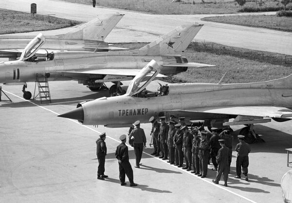 Người Mỹ nhảy với tử thần trên bầu trời Việt Nam - Sputnik Việt Nam