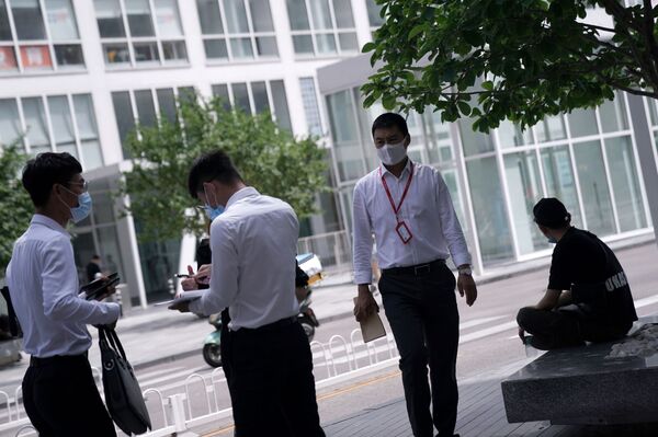 Thêm ngày nghỉ cuối tuần, liệu sức tiêu thụ ở Trung Quốc có tăng? - Sputnik Việt Nam