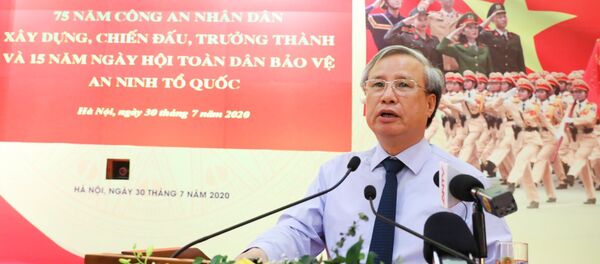 Đồng chí Trần Quốc Vượng, Uỷ viên Bộ Chính trị, Thường trực Ban Bí thư phát biểu chỉ đạo.  - Sputnik Việt Nam