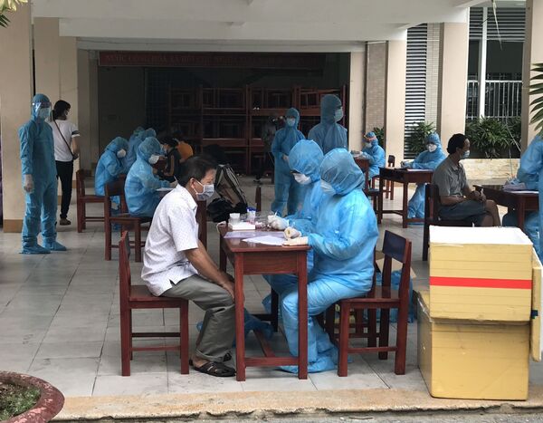 Kỷ lục: Đà Nẵng thêm 45 ca mắc Covid-19 mới, Việt Nam có nguy cơ rất cao lây nhiễm rộng Kỷ lục: Đà Nẵng thêm 45 ca mắc Covid-19 mới, Việt Nam có nguy cơ rất cao lây nhiễm rộng - Sputnik Việt Nam