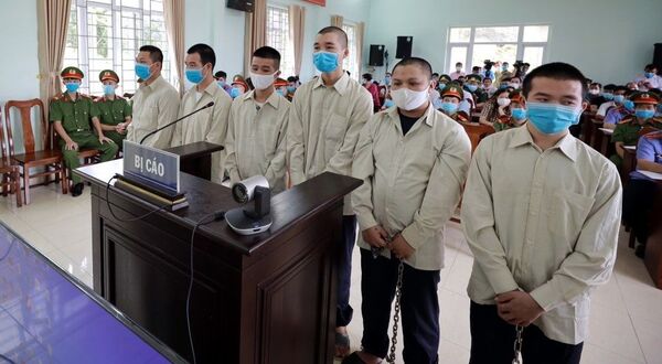 Việt Nam xử vụ nhập cảnh trái phép: Nghiêm trị những kẻ hám lợi mà “phản quốc”, hại dân - Sputnik Việt Nam