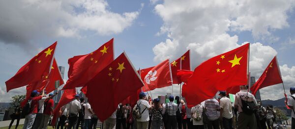  Những người ủng hộ Trung Quốc trong cuôc mít tinh tại Hồng Kông - Sputnik Việt Nam