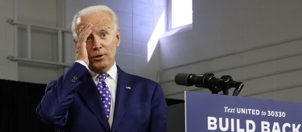 Ứng cử viên tổng thống Mỹ Joe Biden - Sputnik Việt Nam