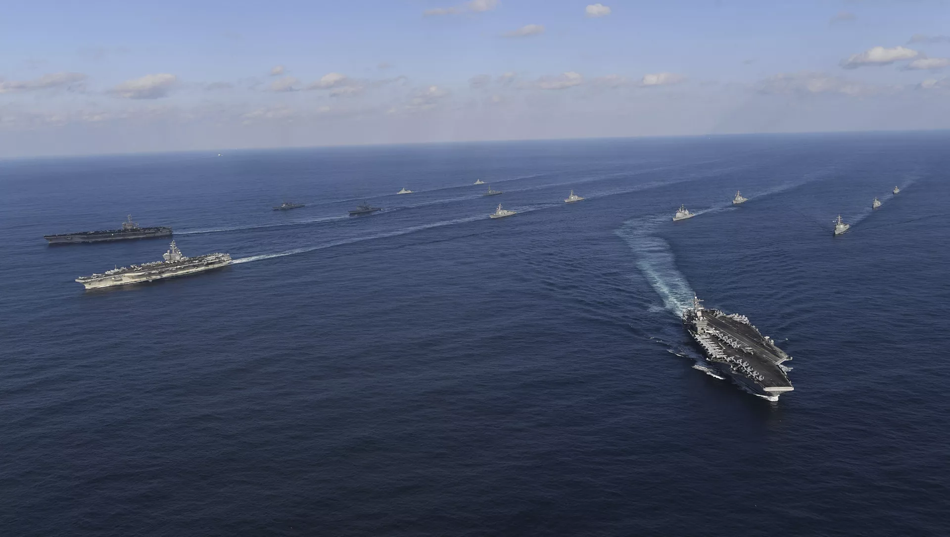USS Nimitz, USS Ronald Reagan và USS Theodore Roosevelt 