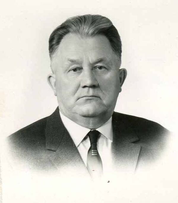 Ai là chủ tịch đầu tiên của Hội Hữu nghị Xô-Việt? Ai là chủ tịch đầu tiên của Hội Hữu nghị Xô-Việt? - Sputnik Việt Nam