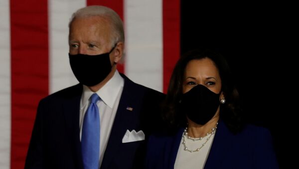 Ứng cử viên đảng Dân chủ Joe Biden và Thượng nghị sĩ California Kamala Harris - Sputnik Việt Nam