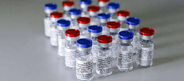 Một loại vắc-xin chống lại một bệnh nhiễm coronavirus mới đã được đăng ký lần đầu tiên trên thế giới ở Nga vào ngày 11 tháng 8 - Sputnik Việt Nam