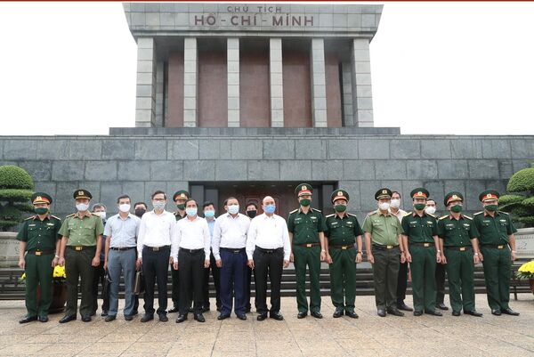 Lăng Bác mở lại, thi hài Chủ tịch Hồ Chí Minh ở trạng thái tốt nhất - Sputnik Việt Nam