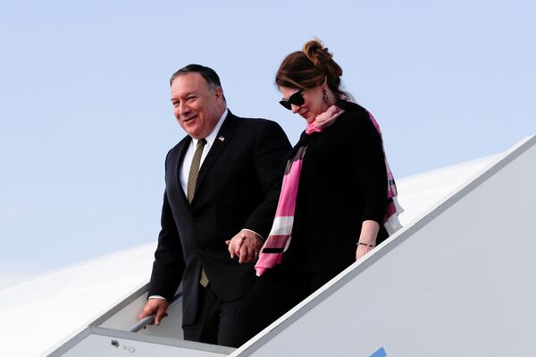 Mike Pompeo khiến Trung Quốc sợ hãi, nhưng người Séc không tin ông ta - Sputnik Việt Nam
