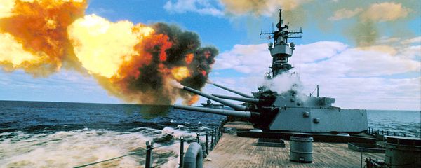 USS Iowa trong Chiến tranh vùng Vịnh, năm 1987 - Sputnik Việt Nam