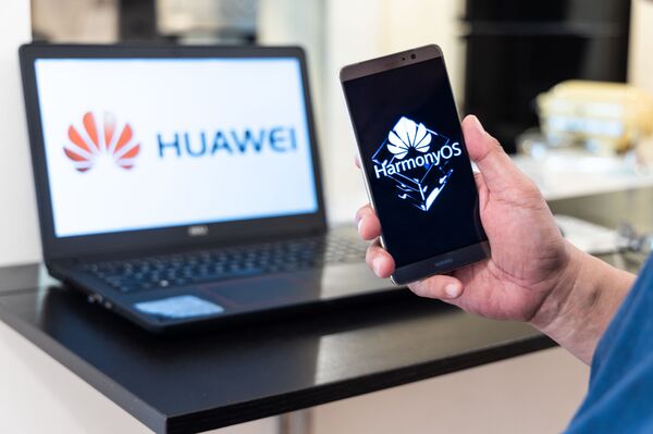 Smartphone không dùng Android đầu tiên của Huawei sẽ ra mắt trước cuối năm nay? - Sputnik Việt Nam