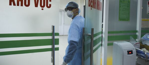 Nhân viên y tế tại một bệnh viện ở Hà Nội. - Sputnik Việt Nam