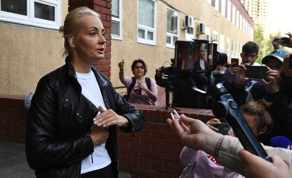 Truyền thông: Navalny được đưa đến Đức với tư cách là khách của thủ tướng - Sputnik Việt Nam