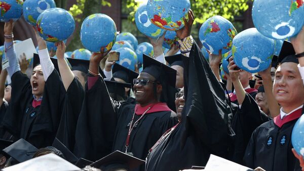 Cựu sinh viên đại học Harvard - Sputnik Việt Nam