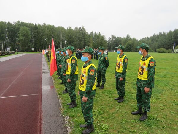 Huấn luyện viên trưởng đội Việt Nam: cuộc thi Người bạn trung thành là diễn đàn trao đổi kinh nghiệm dạy chó nghiệp vụ Huấn luyện viên trưởng đội Việt Nam: cuộc thi Người bạn trung thành là diễn đàn trao đổi kinh nghiệm dạy chó nghiệp vụ - Sputnik Việt Nam