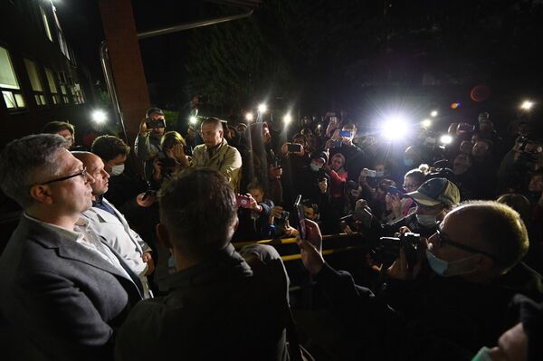 Đầu độc, những người bị tình nghi, tiền bạc: vụ Navalny thiếu minh bạch - Sputnik Việt Nam