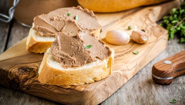 Bánh mì pate gan gà. - Sputnik Việt Nam