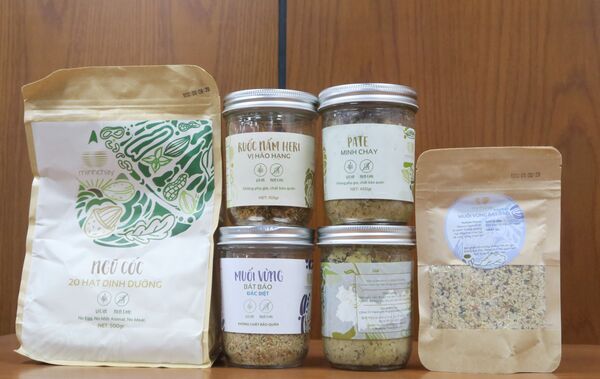 Ngộ độc pate Minh Chay, Việt Nam chưa có thuốc chữa, Cục An toàn Thực phẩm lên tiếng - Sputnik Việt Nam