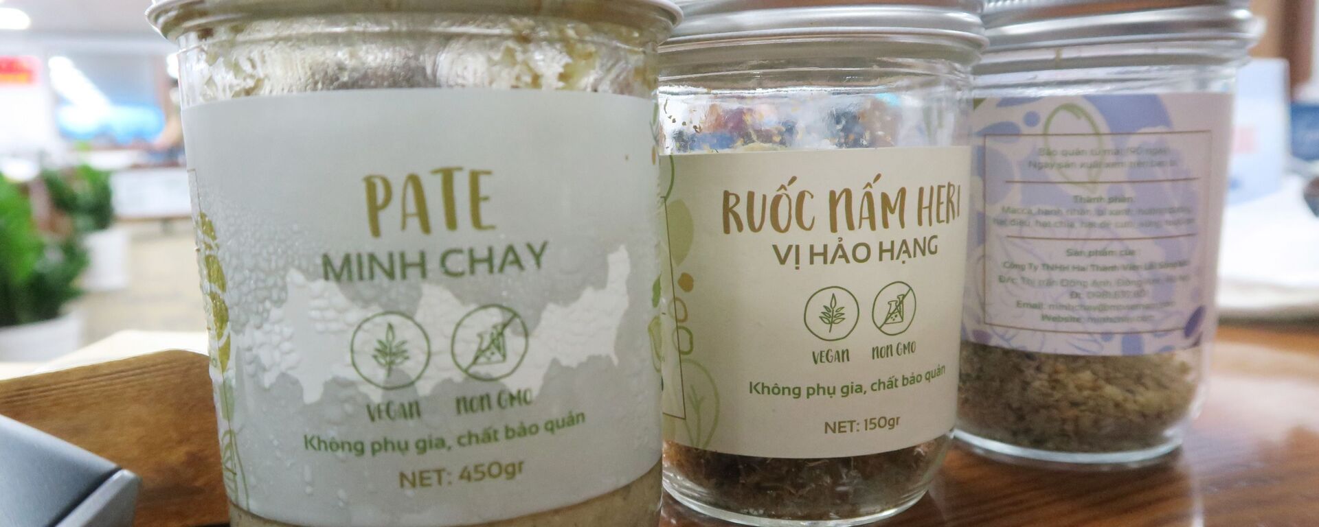 Các sản phẩm của Công ty TNHH Hai thành viên Lối sống mới được Ban Quản lý An toàn thực phẩm Thành phố Hồ Chí Minh thu hồi - Sputnik Việt Nam, 1920, 01.09.2020