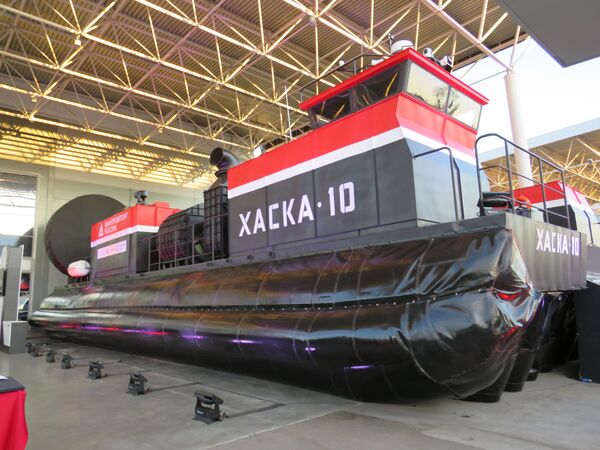 Sản phẩm mới của ngành công nghiệp quốc phòng Nga năm 2020: UAV, thiết bị nhảy dù và tàu hải quân - Sputnik Việt Nam