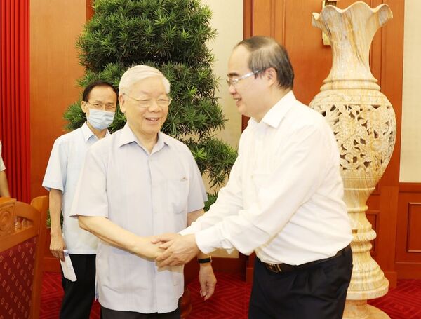 Người Cộng sản không sợ khuyết điểm, “xử vài người để cứu muôn người” - Sputnik Việt Nam