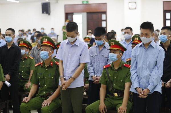 Việt Nam xét xử vụ án Đồng Tâm: Bộ Công an nêu lý do đưa quân vào thôn Hoành trong đêm Việt Nam xét xử vụ án Đồng Tâm: Bộ Công an nêu lý do đưa quân vào thôn Hoành trong đêm - Sputnik Việt Nam