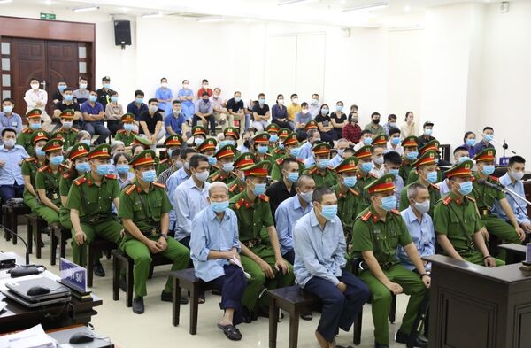 Việt Nam xét xử vụ án Đồng Tâm: Bộ Công an nêu lý do đưa quân vào thôn Hoành trong đêm Việt Nam xét xử vụ án Đồng Tâm: Bộ Công an nêu lý do đưa quân vào thôn Hoành trong đêm - Sputnik Việt Nam