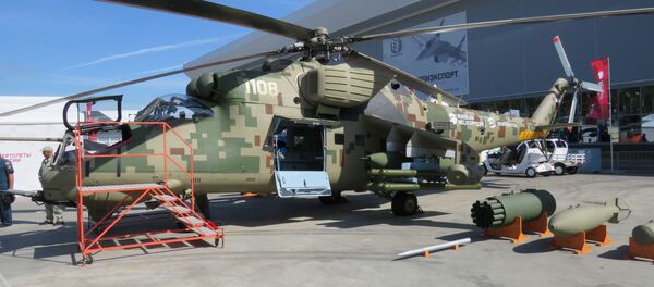 Trực thăng tấn công — đổ bộ Mi-35P. Trực thăng tấn công — đổ bộ Mi-35P. - Sputnik Việt Nam