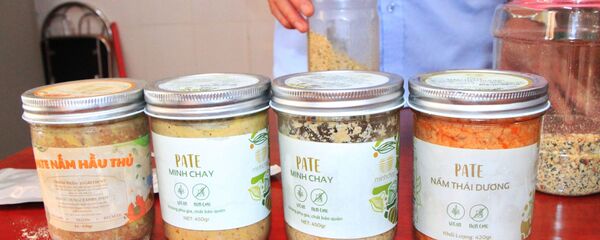 Nhiều loại nấm pate Minh Chay được Chi cục ATVS TP tỉnh Hà Tĩnh thu hồi Nhiều loại nấm pate Minh Chay được Chi cục ATVS TP tỉnh Hà Tĩnh thu hồi - Sputnik Việt Nam