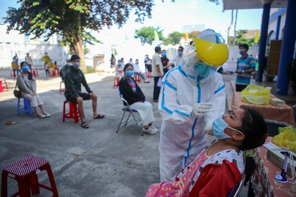 Việt Nam cách ly đoàn thể thao Quân đội dự Army Games về từ Liên Bang Nga Việt Nam cách ly đoàn thể thao Quân đội dự Army Games về từ Liên Bang Nga - Sputnik Việt Nam
