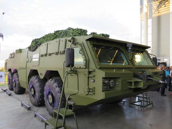 Khung gầm bánh lốp quân sự - sản phẩm mới ấn tượng của Tập đoàn Kalashnikov - Sputnik Việt Nam