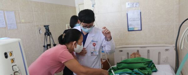 Bệnh nhân N.T.N.T được điều trị tích cực tại Bệnh viện đa khoa Đồng Nai Bệnh nhân N.T.N.T được điều trị tích cực tại Bệnh viện đa khoa Đồng Nai - Sputnik Việt Nam