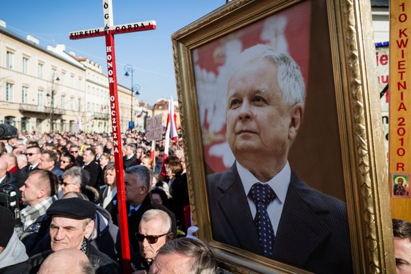 Nga sẽ không giao nộp nhân viên không lưu cho Ba Lan trong vụ Kaczynski - Sputnik Việt Nam