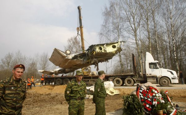 Nga sẽ không giao nộp nhân viên không lưu cho Ba Lan trong vụ Kaczynski - Sputnik Việt Nam
