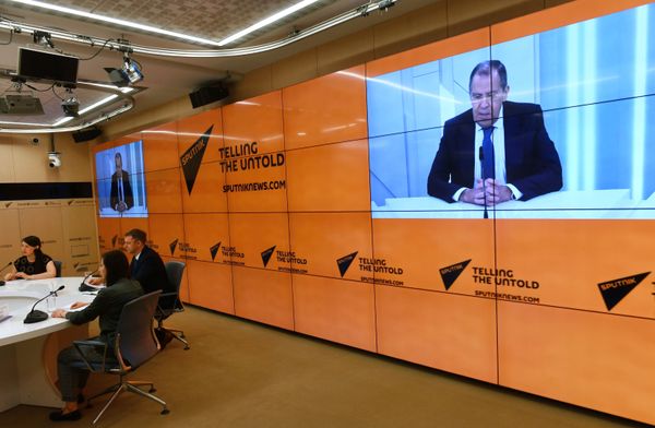Bộ trưởng Sergei Lavrov trả lời phỏng vấn lớn của Sputnik: Về cuộc bầu cử sắp tới ở Hoa Kỳ và chuyện viết lại lịch sử - Sputnik Việt Nam