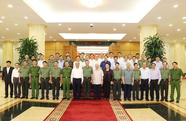 Tổng Bí thư Nguyễn Phú Trọng: Công an đừng vì tiền, vì chức quyền mà làm việc xấu - Sputnik Việt Nam