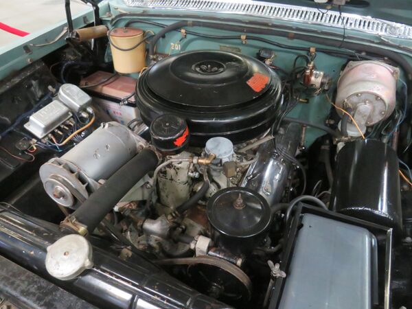 Ánh vàng quá khứ, phong độ hôm nay: Xe ZIL-111D đắt giá nhất của Liên Xô Ánh vàng quá khứ, phong độ hôm nay: Xe ZIL-111D đắt giá nhất của Liên Xô - Sputnik Việt Nam