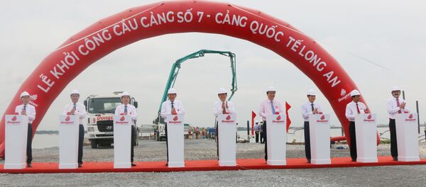 Cảng Quốc tế Long An hoàn tất giai đoạn 1, khởi công giai đoạn 2 Cảng Quốc tế Long An hoàn tất giai đoạn 1, khởi công giai đoạn 2 - Sputnik Việt Nam