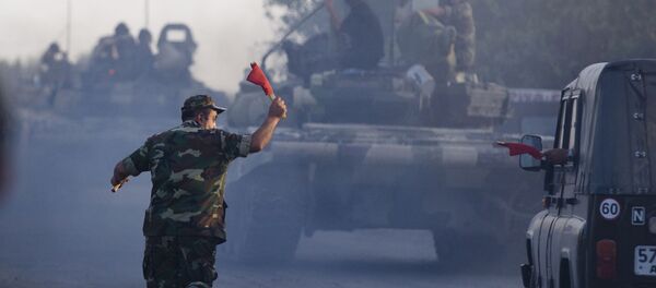 Đoàn xe quân đội Azerbaijan - Sputnik Việt Nam