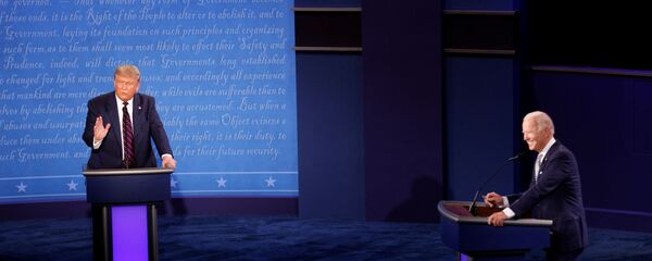 Ứng cử viên tổng thống Hoa Kỳ Joe Biden và  Tổng thống Donald Trump - Sputnik Việt Nam