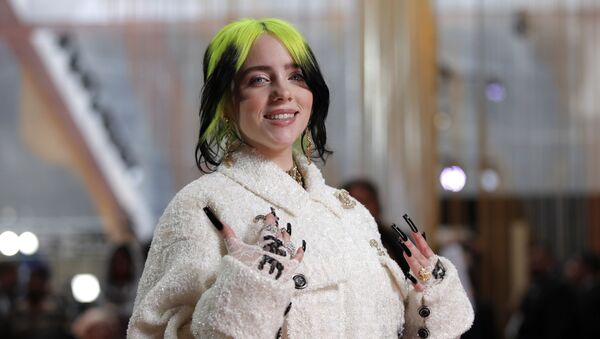 Nữ ca sĩ Billie Eilish. - Sputnik Việt Nam